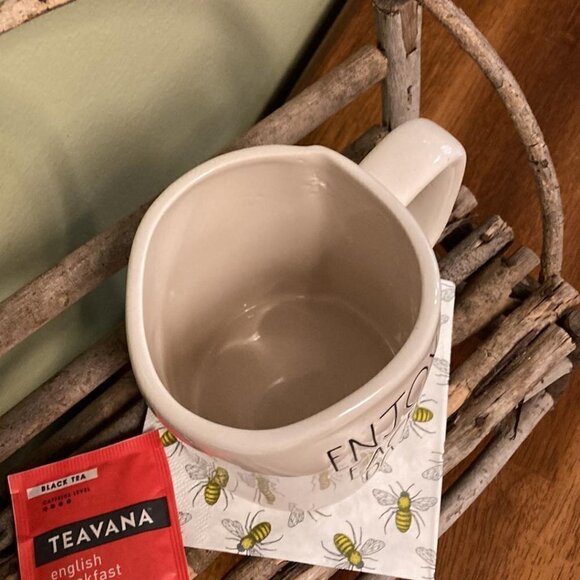 RAE DUNN "ENJOY EACH DAY" MUG - Picture 4 of 4